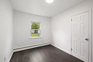 376 Hermitage Dr, Springfield, MA 01129 - Photo 24