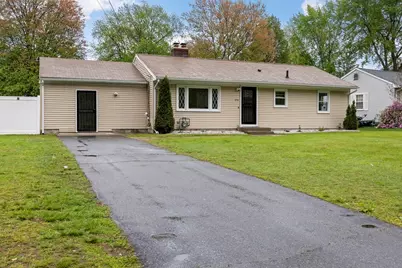 376 Hermitage Dr, Springfield, MA 01129 - Photo 4
