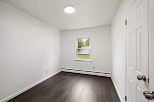 376 Hermitage Dr, Springfield, MA 01129 - Photo 22
