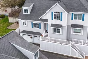 597 Main St, Stoneham, MA 02180 - Photo 2