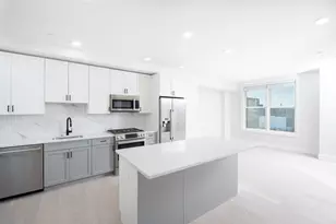 425 Border St, Boston, MA 02128 - Photo 4