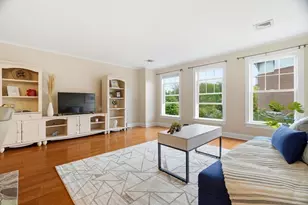 11 Cheriton Rd, Boston, MA 02132 - Photo 8