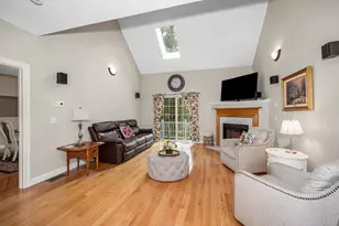 40 Lynnes Way, Tewksbury, MA 01876 - Photo 8