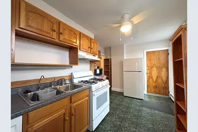 26 St James Street #26, Newton, MA 02458 - Photo 4