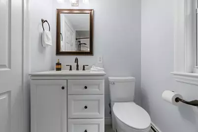 25 Cambridge Road, Woburn, MA 01801 - Photo 24