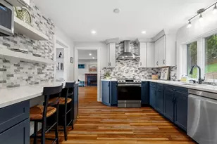 25 Cambridge Rd, Woburn, MA 01801 - Photo 4