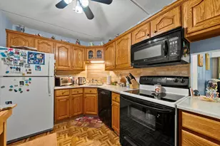 159 Main, Stoneham, MA 02180 - Photo 2