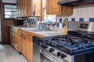 74 Gates Ave, East Longmeadow, MA 01028 - Photo 6