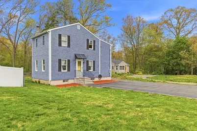 9 Douglas Ave, Norwell, MA 02061 - Photo 2