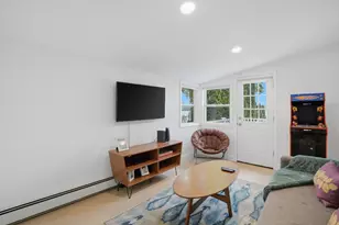 233 Narragansett Ave, Lanesborough, MA 01237 - Photo 30