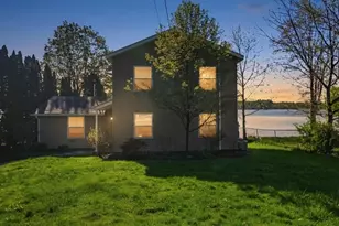 233 Narragansett Ave, Lanesborough, MA 01237 - Photo 42