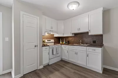 13 Warren Ave #B, Chelmsford, MA 01824 - Photo 6
