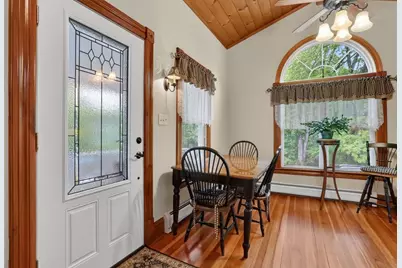 224 College Hwy, Southampton, MA 01073 - Photo 6