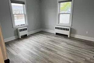 81 Wood St, Somerset, MA 02726 - Photo 12