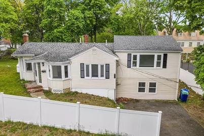 146 Hayward St, Braintree, MA 02184 - Photo 2