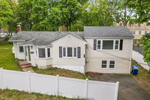 146 Hayward St, Braintree, MA 02184 - Photo 2