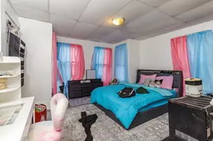 76 Leighton St, Fitchburg, MA 01420 - Photo 4