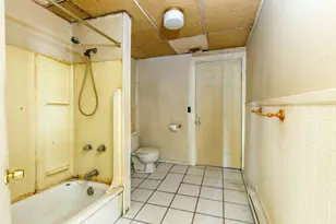 76 Leighton St, Fitchburg, MA 01420 - Photo 16