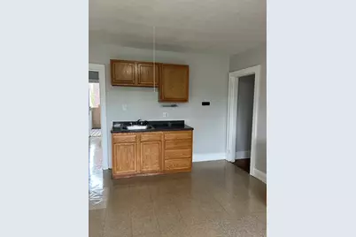 65 Belmont Ave #4 L, Springfield, MA 01108 - Photo 4