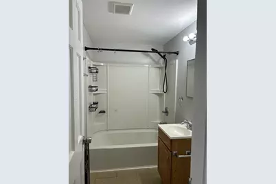 65 Belmont Ave #4 L, Springfield, MA 01108 - Photo 6