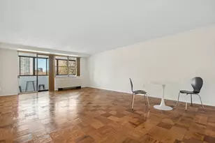 9 Hawthorne Pl, Boston, MA 02114 - Photo 2