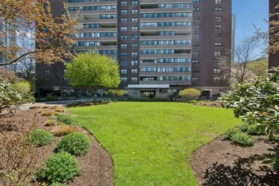 9 Hawthorne Pl #4A, Boston, MA 02114 - Photo 36