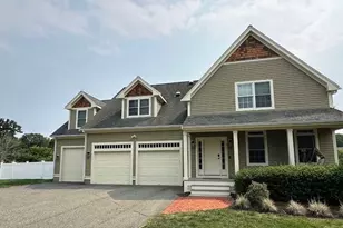 31 Chestnut St, Foxboro, MA 02035 - Photo 2