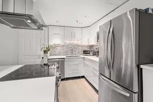 165 Beacon St, Boston, MA 02116 - Photo 6