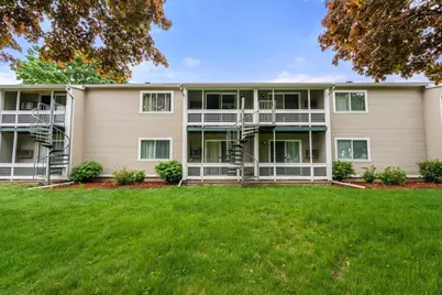 8 Arbor Way #A, Holyoke, MA 01040 - Photo 6