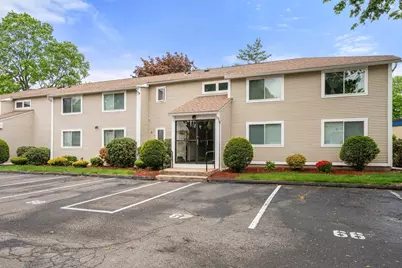 8 Arbor Way #A, Holyoke, MA 01040 - Photo 4