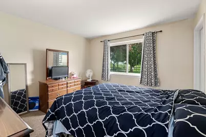 8 Arbor Way #A, Holyoke, MA 01040 - Photo 20