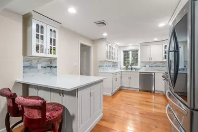 560 Worcester Street, Wellesley, MA 02481 - Photo 6