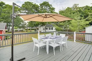 4 Atlantic Ave, Wareham, MA 02571 - Photo 2