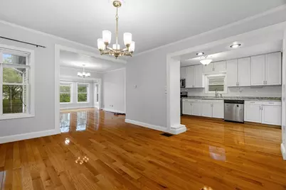7 Pine St #2, Malden, MA 02148 - Photo 6