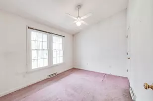 11 Notre Dame St, Westfield, MA 01085 - Photo 16