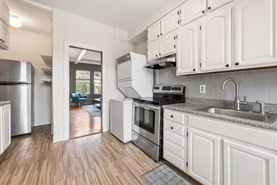 1738 Commonwealth Ave #4, Boston, MA 02135 - Photo 8