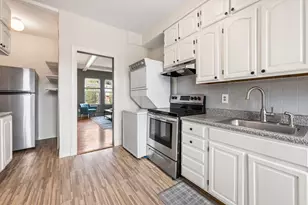 1738 Commonwealth Ave, Boston, MA 02135 - Photo 8