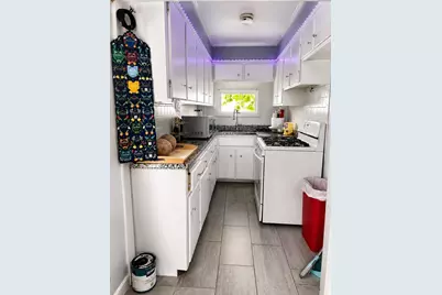 280 Ridge St, Fall River, MA 02721 - Photo 6