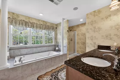 101 Meadowbrook Ln, Westport, MA 02790 - Photo 18