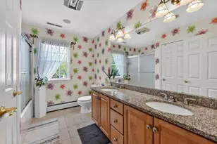 101 Meadowbrook Ln, Westport, MA 02790 - Photo 16