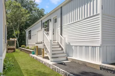 4 Northwest #4, North Attleboro, MA 02760 - Photo 4