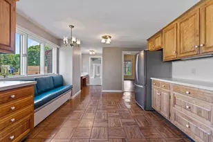 372 Ocean Ave, Marblehead, MA 01945 - Photo 6