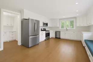 372 Ocean Ave, Marblehead, MA 01945 - Photo 8