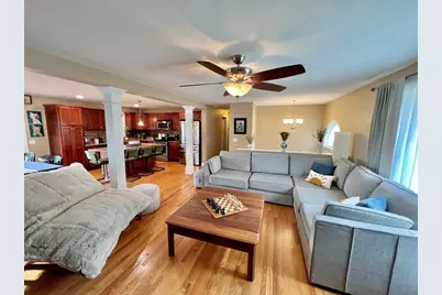 587 Tremont St, Taunton, MA 02780 - Photo 8