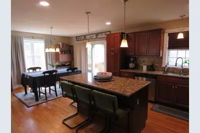 587 Tremont St, Taunton, MA 02780 - Photo 6