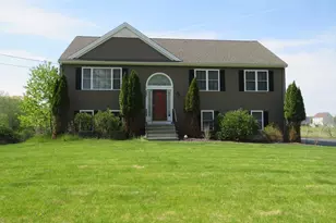 587 Tremont St, Taunton, MA 02780 - Photo 2