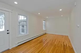 54 Canal St, South Hadley, MA 01075 - Photo 10