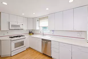 277 Rosemary St, Needham, MA 02494 - Photo 8
