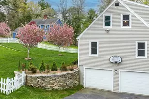 6 Michelle Ln, Mattapoisett, MA 02739 - Photo 8
