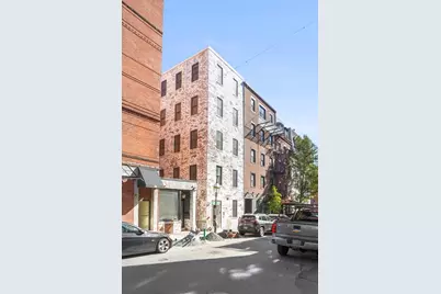 38 Fleet St #1, Boston, MA 02109 - Photo 8